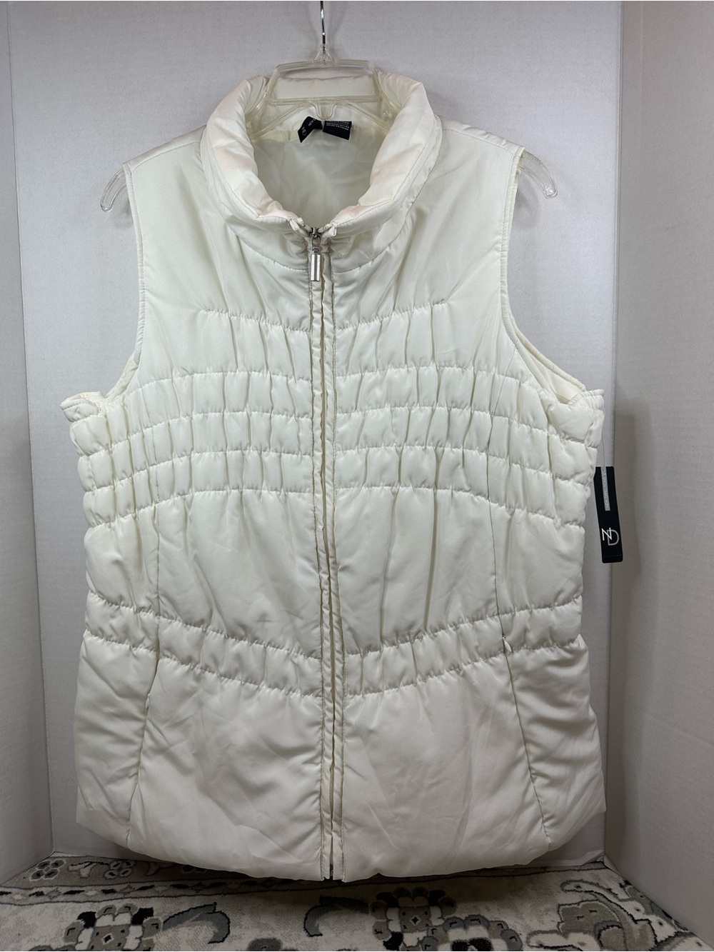 new directions Ivory Quilted Puffer Vest, size XL, NWT